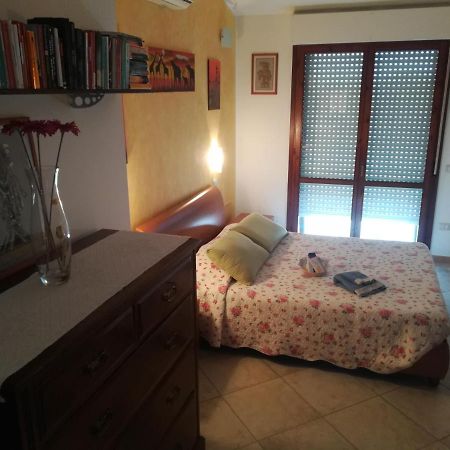 Villa La Casa Di Eledo à La Maddalena  Extérieur photo