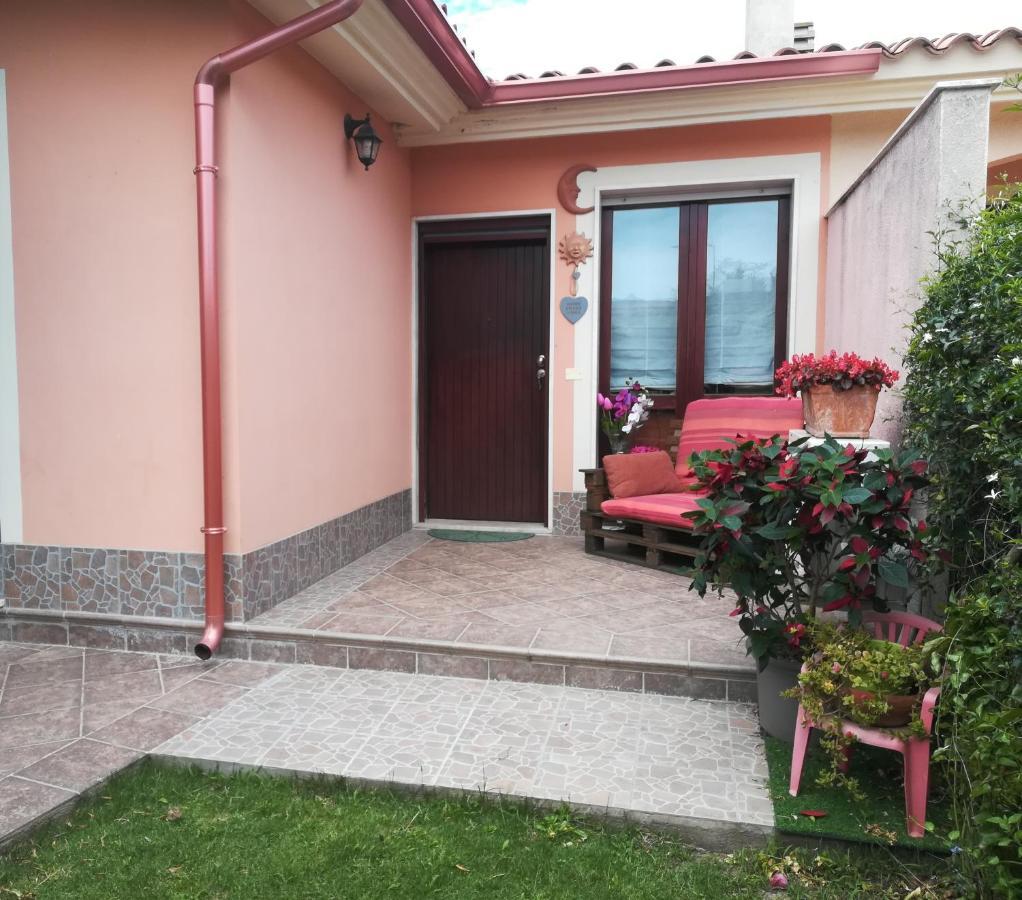 Villa La Casa Di Eledo à La Maddalena  Extérieur photo