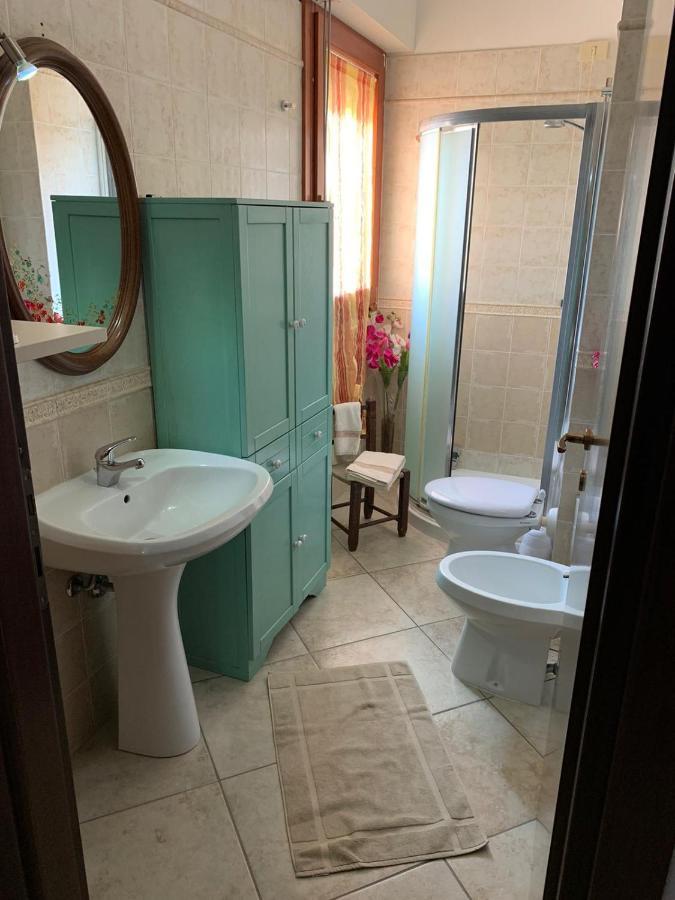 Villa La Casa Di Eledo à La Maddalena  Extérieur photo