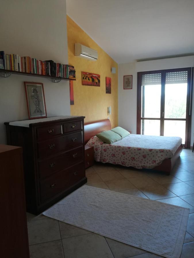 Villa La Casa Di Eledo à La Maddalena  Extérieur photo