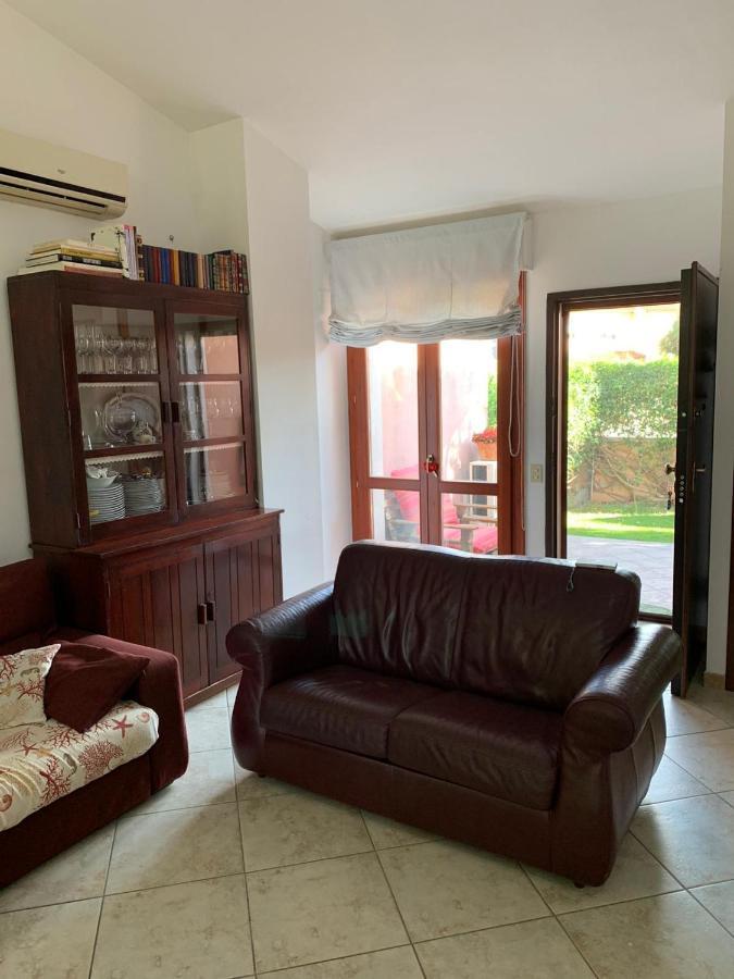Villa La Casa Di Eledo à La Maddalena  Extérieur photo