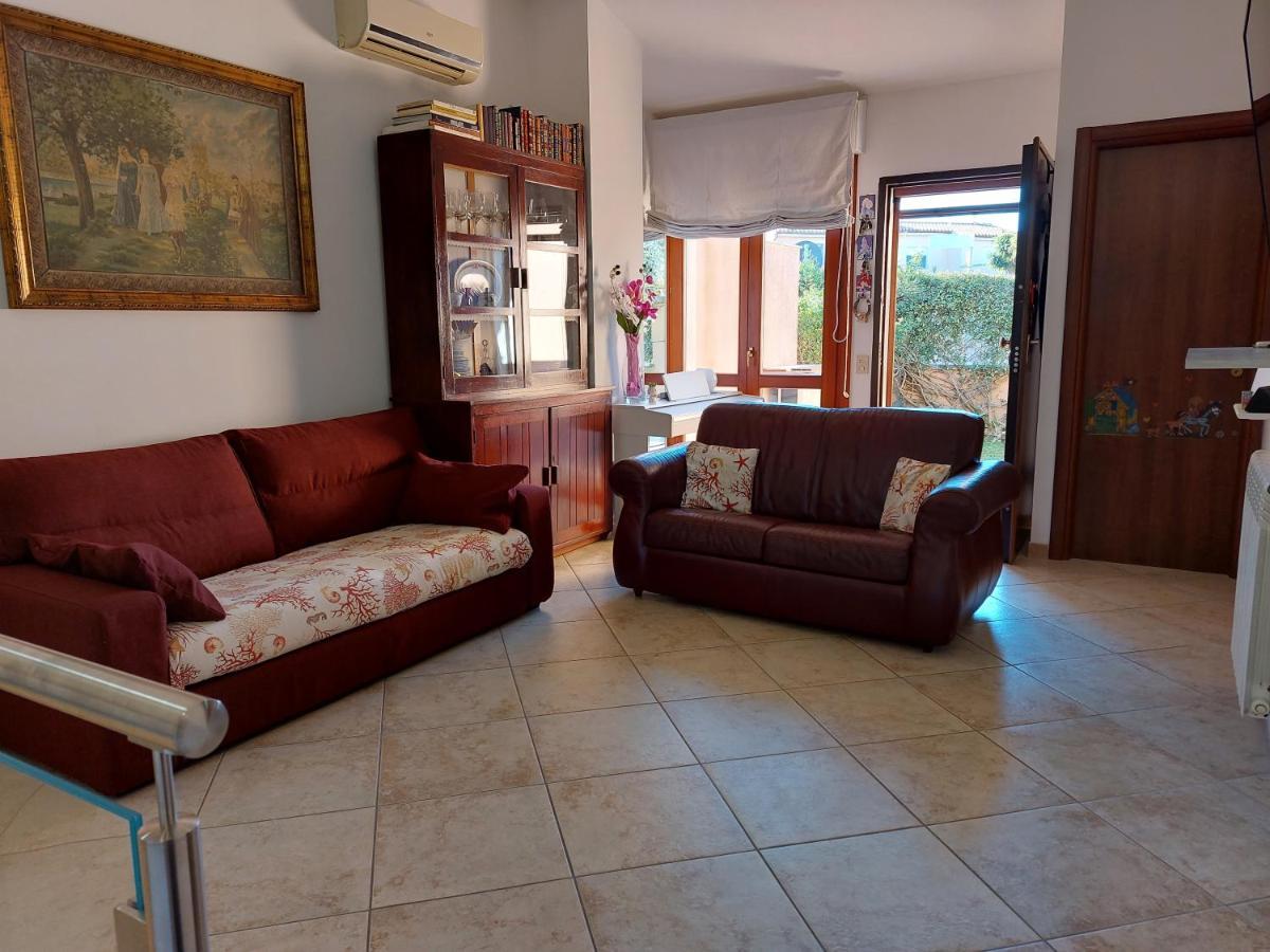 Villa La Casa Di Eledo à La Maddalena  Extérieur photo